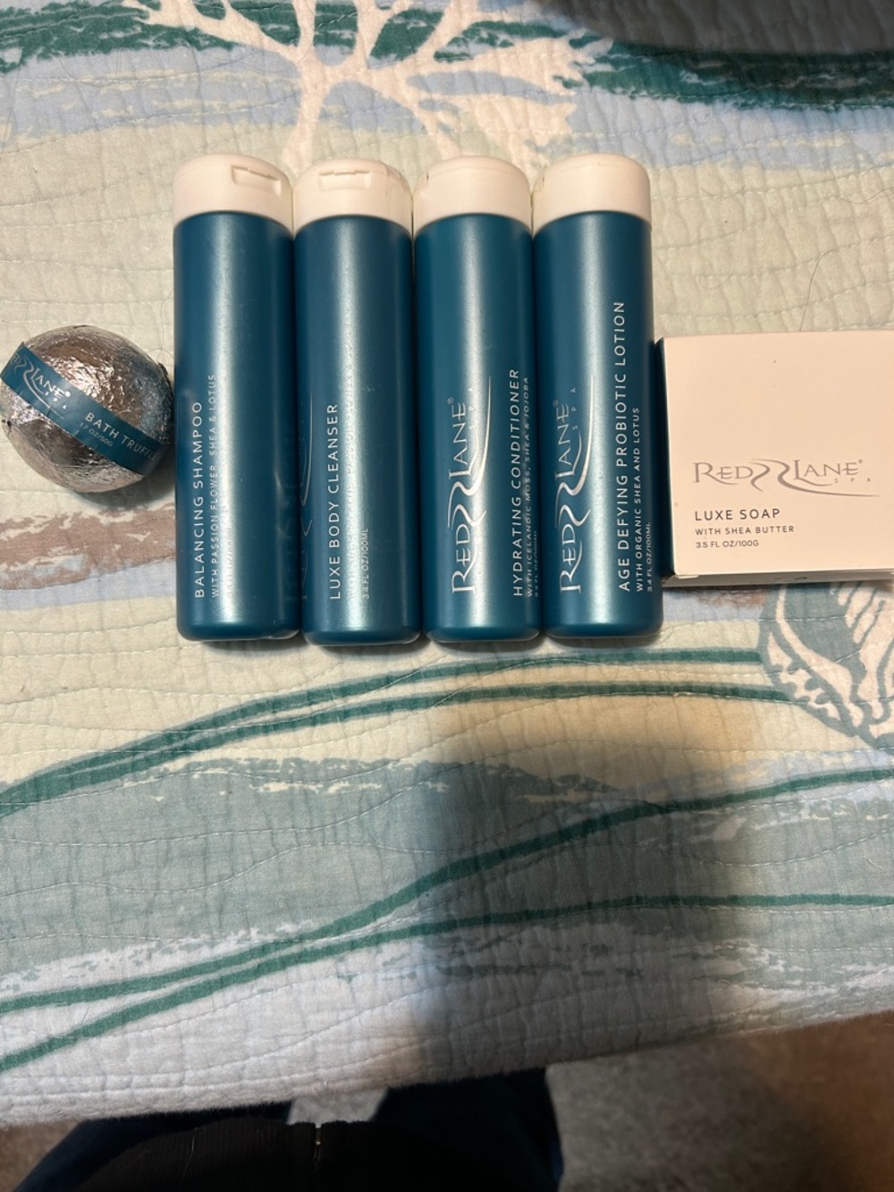 Red lane spa 6 piece set